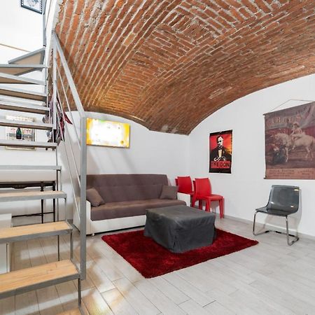 Dergano & Maciachini Cozy Apartment Milan Bagian luar foto