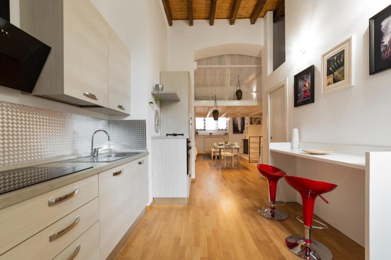 Dergano & Maciachini Cozy Apartment Milan Bagian luar foto